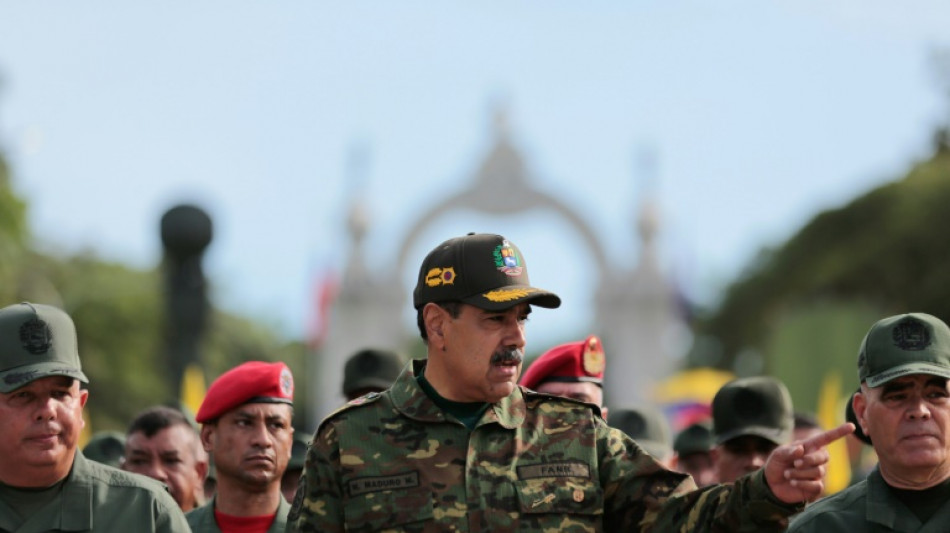Oposici&oacute;n de Venezuela pide a los militares ponerse "del lado del pueblo"