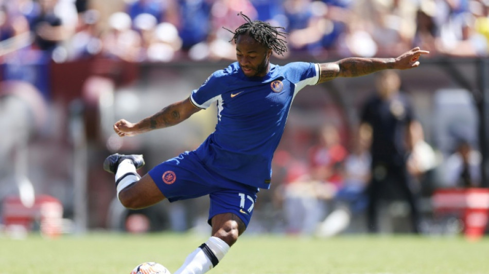 Raheem Sterling chega a acordo com Chelsea para rescindir seu contrato