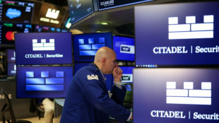 Wall Street ouvre en nette baisse, sous pression face aux incertitudes économiques
