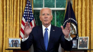 Biden dice que renunci&oacute; para defender "la democracia" y dejar paso a "voces j&oacute;venes"