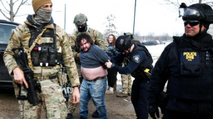 Les &eacute;lus de Minneapolis s'en prennent &agrave; l'administration Trump apr&egrave;s la mort d'une femme tu&eacute;e par un agent de l'immigration