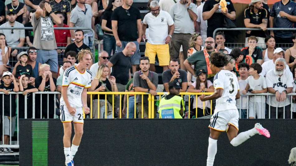 Serie A: Gorter e Tiago Gabriel, il Lecce espugna Venezia 2-0