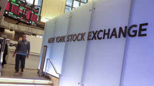 Wall Street apre debole dopo l'inflazione, Dj -0,09%, Nasdaq -0,17%