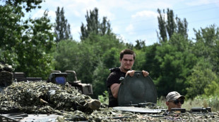 Selenskyj: 16 Tote durch russischen Angriff auf Markt in Ostukraine 