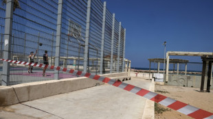 "Si debe caer un misil, caer&aacute;", dicen habitantes del norte de Israel resignados