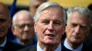 Sur ses terres savoyardes et aupr&egrave;s de son camp LR, Barnier assure que "chacun aura sa place" au gouvernement