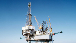 Prezzo del petrolio in rialzo, il Wti a 60,34 dollari