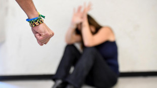 Istat, violenza sessuale prima dei 16 anni per il 7,8% delle donne