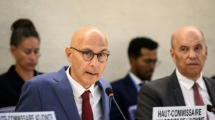 El mundo se dirige hacia un "futuro dist&oacute;pico", alerta el jefe de DDHH de la ONU