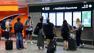 Codacons, esposto ad Antitrust ed Enac su tempi di volo allungati nei biglietti