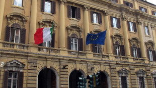 Lo spread tra Btp e Bund tedeschi apre in calo a 82,9 punti
