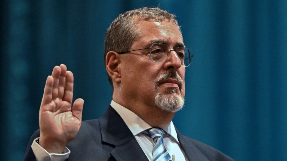 Malgr&eacute; les emb&ucirc;ches, Bernardo Ar&eacute;valo finalement investi pr&eacute;sident du Guatemala