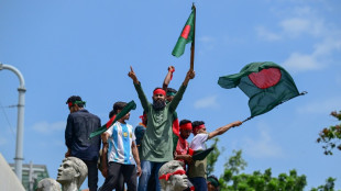 Banglad&eacute;s aguarda nuevas protestas en la capital tras una jornada sangrienta
