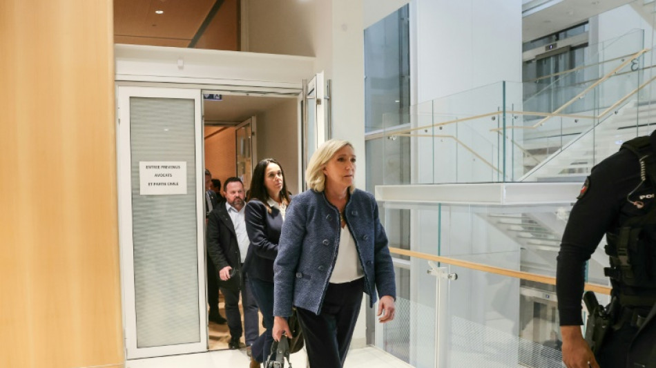 Procès du RN: inéligibilité immédiate pour Marine Le Pen, condamnée à deux ans de prison ferme