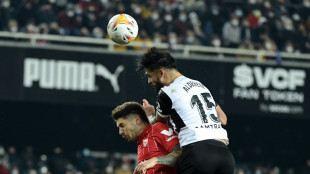 Blow for Sevilla in title race after draw with Valencia