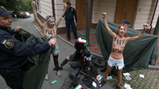 La organizaci&oacute;n ucraniana Femen protesta ante la embajada de Ir&aacute;n en Kiev 