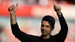 Arteta wants stronger Arsenal squad to challenge Man City