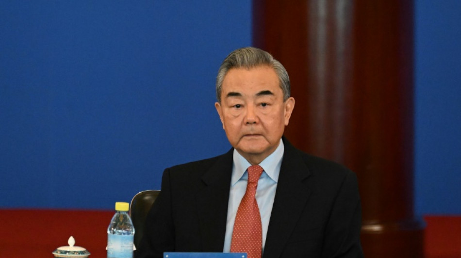 China y EEUU pueden lograr "grandes cosas" juntos, dice canciller de Pek&iacute;n