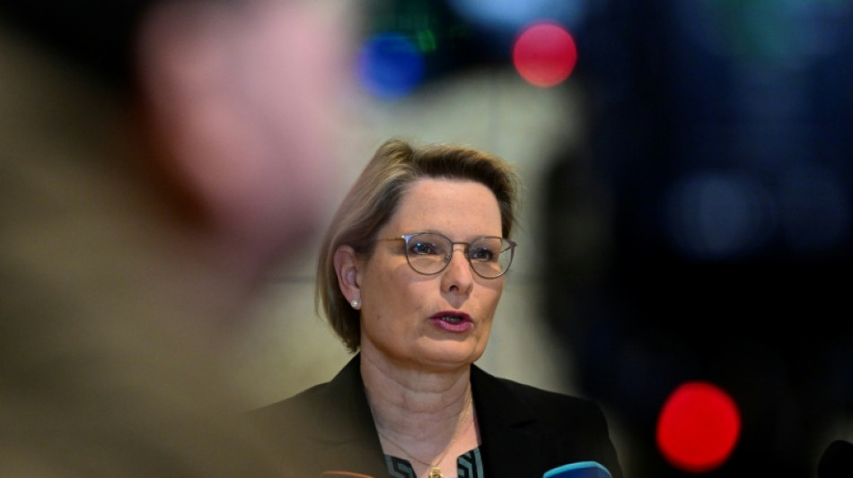 Hubig stellt Gesetz gegen digitale Gewalt im Netz vor