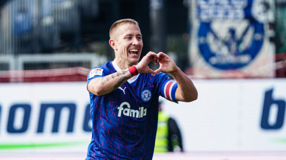 2. Liga: Verr&uuml;cktes Spiel auf Schalke - Kiel jubelt