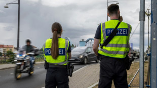 Fünf Festnahmen bei Razzia gegen europaweit agierende Schleuserbande