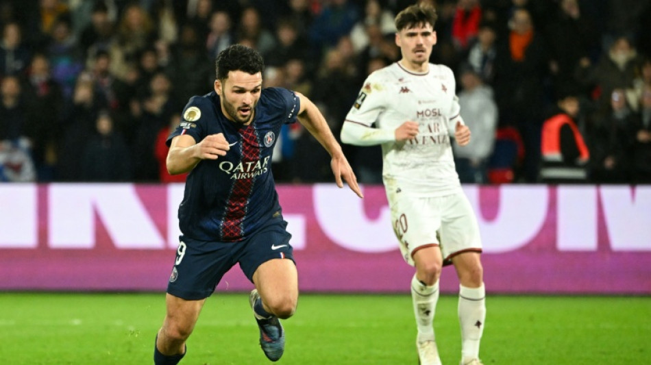 Ligue 1: le PSG s'offre une victoire franche contre Metz et la t&ecirc;te du classement