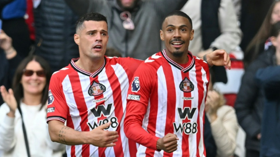 Aston Villa marca seu 1º gol no Inglês mas fica no empate com Sunderland (1-1)