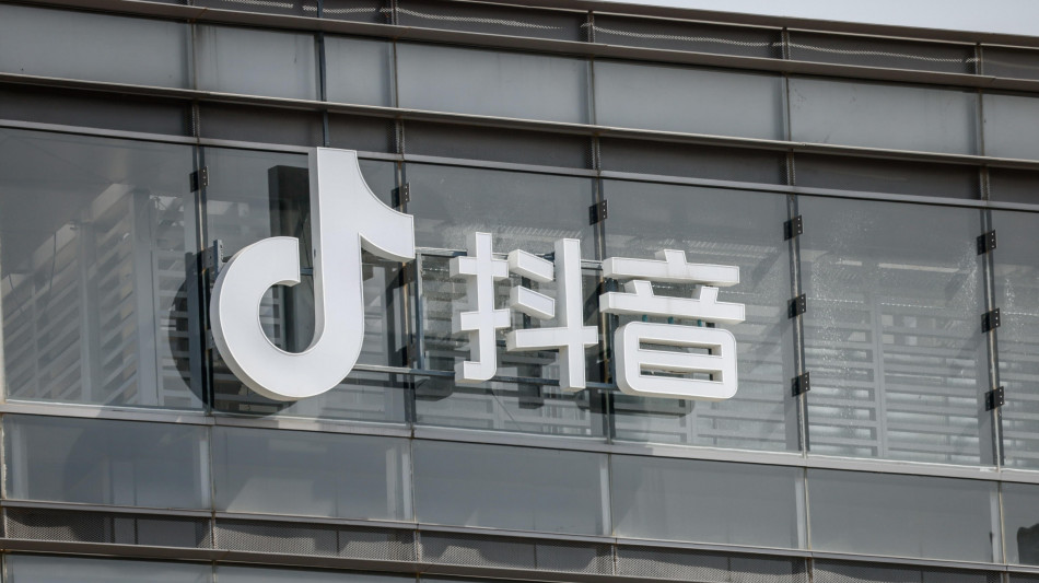 Multa Irlanda 530 milioni a TikTok, 'invia dati in Cina'