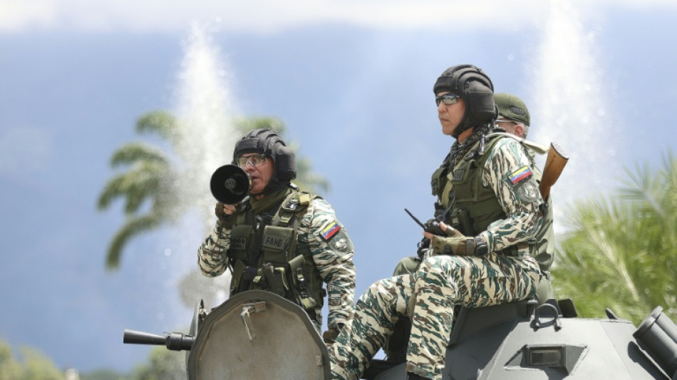 Le Venezuela dénonce "l'incursion illégale" d'avions de chasse américains près de ses côtes