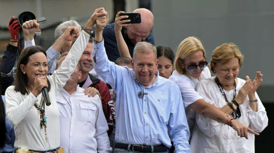 Rival de Maduro en presidenciales abandona Venezuela rumbo a Espa&ntilde;a 