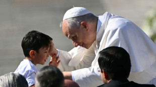 Em gesto conciliador, Leão XIV reautoriza a missa tradicionalista no Vaticano