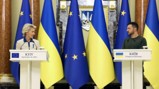 La UE anuncia un pr&eacute;stamo de 35.000 millones de euros para Ucrania con activos rusos congelados