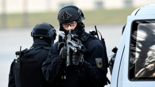 Durchsuchung wegen m&ouml;glicher Anschlagspl&auml;ne in Karlsruhe - Verd&auml;chtiger auf freiem Fu&szlig;