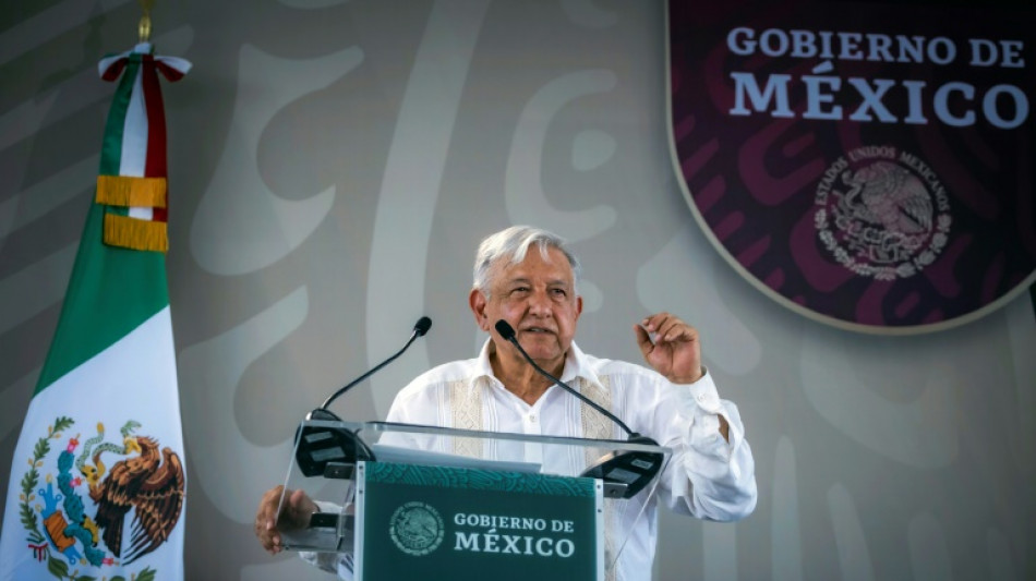 AMLO respalda al gobernador se&ntilde;alado en la captura del capo Ismael "El Mayo" Zambada