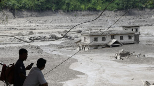 Polizia Nepal, 'recuperati 157 corpi dalle zone colpite dall'alluvione'