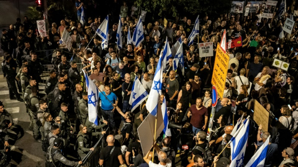 Thousands in Israel protest government war response