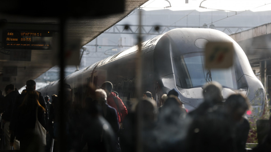 Mit, entro l'estate tutti gli operatori di FS Security con le bodycam