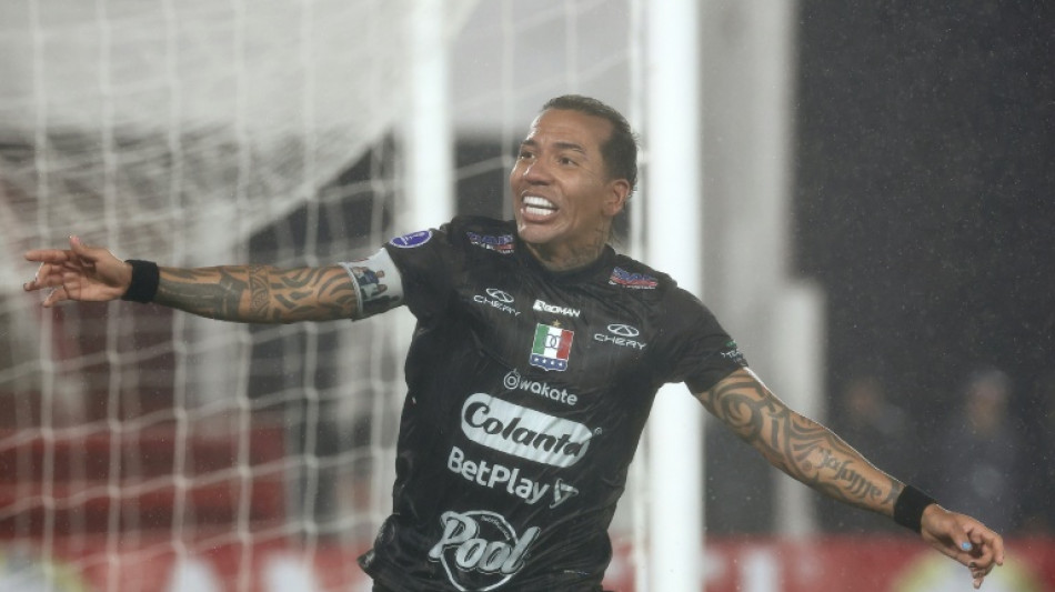 Veterano Dayro Moreno volta à seleção da Colômbia para enfrentar Bolívia e Venezuela