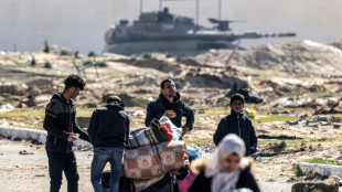 Presa na guerra, população de Gaza 'morre de fome'