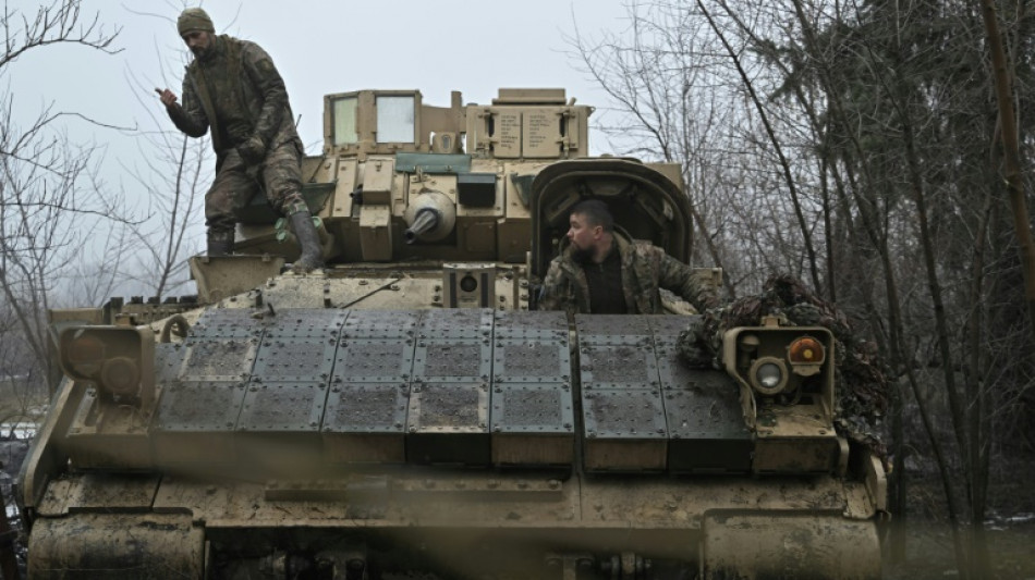 Est de l'Ukraine: "combats acharn&eacute;s" &agrave; Avdi&iuml;vka, Kiev renforce ses troupes