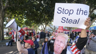 El ambiente "hiperpartidista" pone bajo presi&oacute;n a miembros electorales en EEUU