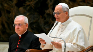 El papa celebra su primera reunión con un grupo de supervivientes de abusos