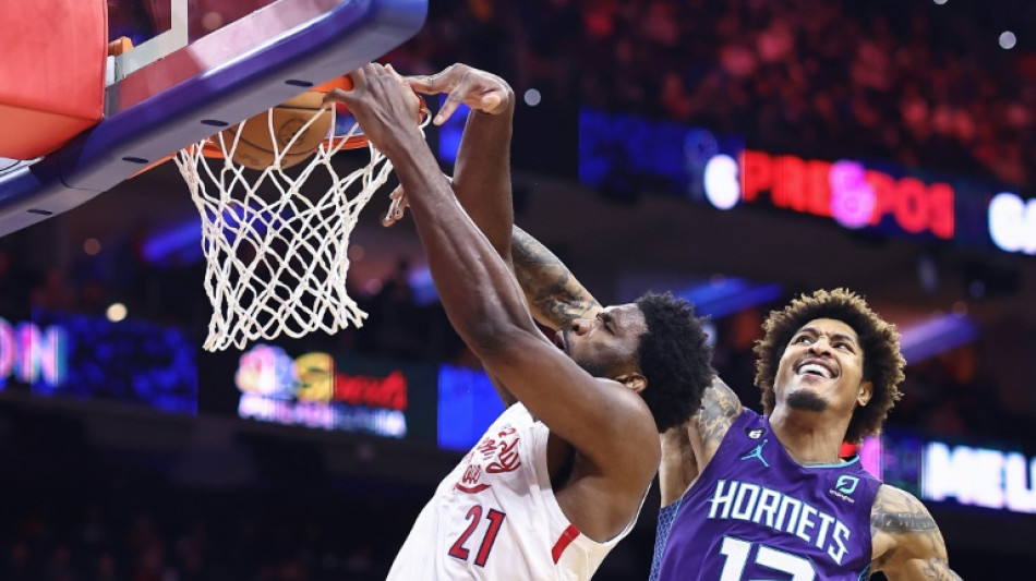 NBA: Embiid claque 53 points pour les Sixers, les Pelicans battent &agrave; nouveau les Suns