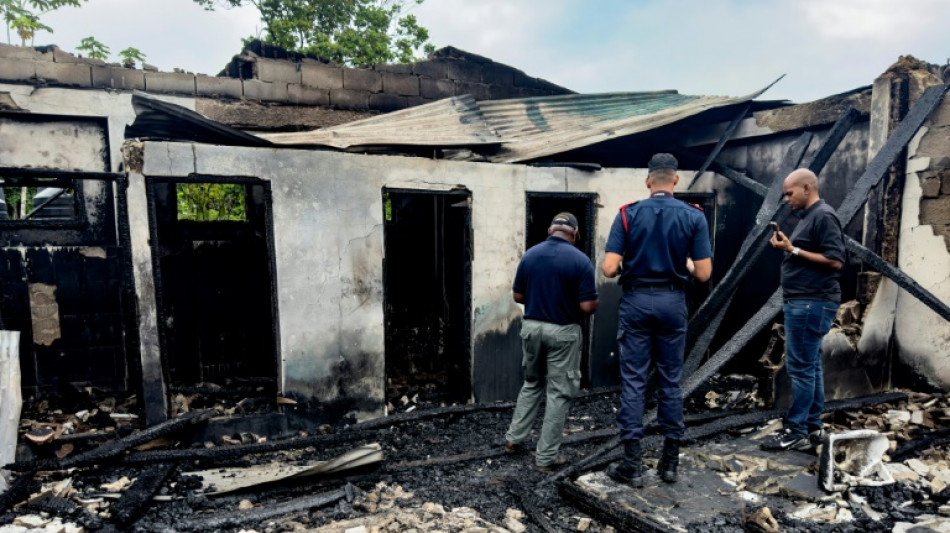 Guyana: 19 morts dans un incendie pour un portable confisqu&eacute;