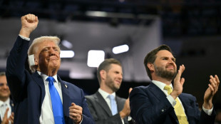 Trump dice que Taiw&aacute;n deber&iacute;a pagar por el apoyo militar que recibe de EEUU