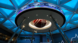 Borsa: Asia senza direzione, future positivi, Tokyo -0,17%