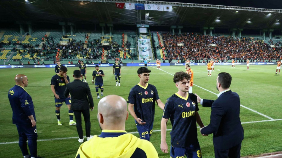 Fener provoziert Abbruch im t&uuml;rkischen Supercup