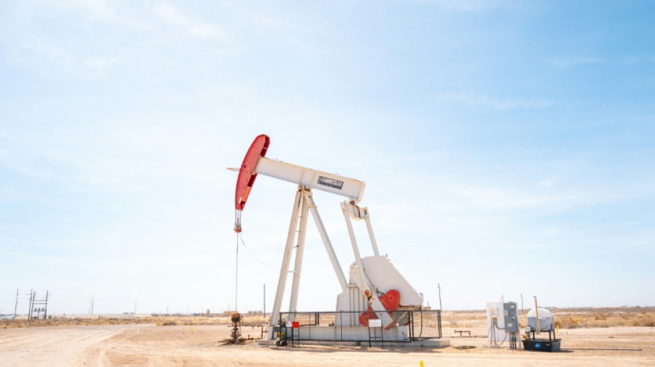 Asian stocks tumble, oil jumps on Trump's Iran ultimatum