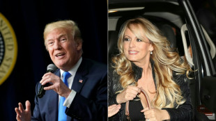 Golf, sexo y d&oacute;lares, el esc&aacute;ndalo que sienta a Trump en el banquillo