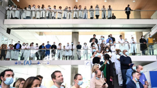 Infirmi&egrave;re tu&eacute;e &agrave; Reims: une minute de silence respect&eacute;e dans les h&ocirc;pitaux de France